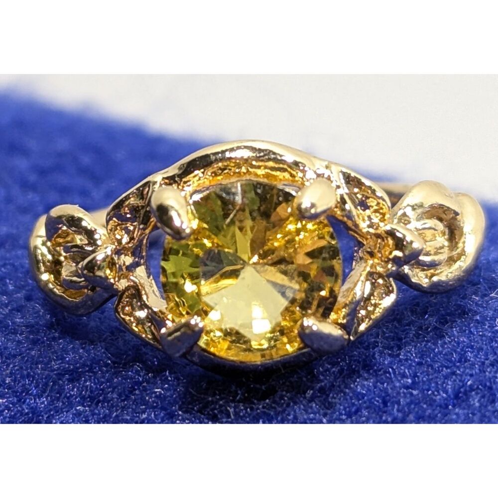 Yellow Solitaire Ring Size 6